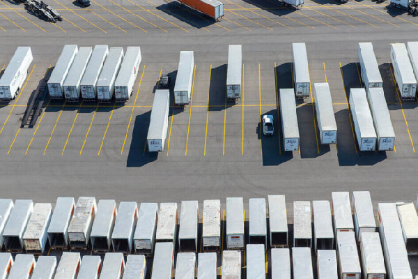 Trailer Parking Service